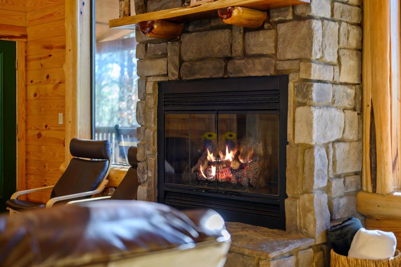 The Eastwood Spacious Retreat With 4 King En-Suites - Hot Tub - Pet-Friendly - Cozy Fire Pit - Prime Location - Multi-Family Broken Bow Exteriér fotografie