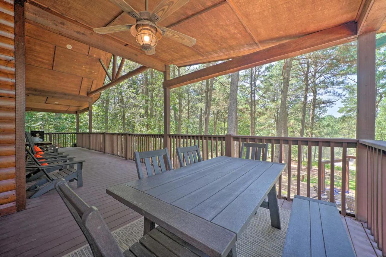 The Eastwood Spacious Retreat With 4 King En-Suites - Hot Tub - Pet-Friendly - Cozy Fire Pit - Prime Location - Multi-Family Broken Bow Exteriér fotografie